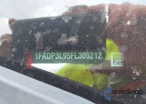 2015 Ford Focus St z USA, uszkodzony, nr VIN 1FADP3L95FL309212